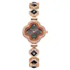 Venta al por mayor del fabricante Pulsera de trébol de cuatro hojas de moda más vendida Reloj de cuarzo Reloj de mujer esmeralda Reloj de pulsera para mujer