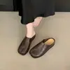 Zapatos de estilo coreano de nicho con separación de dedos tipo pezuña de cerdo para mujer, nuevos de verano 2026, versátiles, sin cordones, de punta cerrada, pantuflas perezosas
