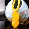 Transmisión en Vivo Exposición Fabricante Venta al por Mayor Collar Ámbar Cera de Abeja Pixiu Cadena Suéter Colgante Simple Hombres y Mujeres