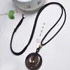 Qinpei Wholesale Colgante de Cristal de Té Natural con Hebilla de Paz y Cordón Trenzado Hecho a Mano Collar con Hebilla de Paz Colgante para Pareja