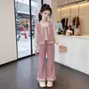 Conjunto de Chaleco Estilo Bosque para Niñas, Nueva Colección de Primavera, Chaleco sin Mangas, Top con Ribete de Encaje, Pantalones de Pierna Ancha Ligeramente Acampanados, Conjunto de Tres Piezas Estilo Coreano