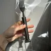 Garfo para Cortar Melancia de Cabeça Dupla em Aço Inoxidável Divisor para Cubos Garfo de Melancia Doméstico de Cozinha Cortador de Melancia de Dupla Finalidade