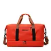 Design de compartimento inferior independente para sapatos, uso duplo para carregar na mão e na transversal, bolsa de viagem leve de grande capacidade para viagens curtas, viagens de negócios, idas à academia e passeios