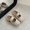Medias Pantuflas Cerradas de Suela Gruesa Estilo Retro para Mujer, Nuevo Modelo 2026, Primavera y Otoño, Sensación de Alta Gama, Suela Suave, Sandalias Casuales Cómodas