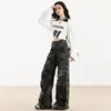 Macacão Camuflado de Corte Amplo Estilo Americano com Micro-corneta Outono 2024 Multibolsos Pregueado Street Versátil Calça Larga Forrada