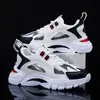 Zapatos Auténticos para Hombre 2026 Primavera y Otoño Nuevos Tenis Deportivos Casuales de Suela Gruesa de Moda para Adolescentes que Aumentan la Altura Zapatos de Correr Tipo Papá