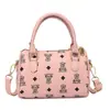 Bolsas de Design de Nicho de Luxo para Mulheres 2025 Moda de Luxo Acessível Versátil Bolsa Boston Almofada Bolsa de Mão Transversal para Mulheres