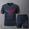 Nuevo Conjunto de Dos Piezas para Hombre, Moderno, Cuello Redondo, Manga Corta, Verano, Casual, Deportivo, Shorts de Fitness, Transpirable, Secado Rápido, Listo para la Venta