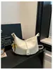 Bolsa Tote Casual Retro de Couro com Cera de Abelha Feminina 2026 Novo Estilo Tendência Versátil Bolsa Transversal Super Quente Nicho Bolsa de Ombro Único para Sobrancelha