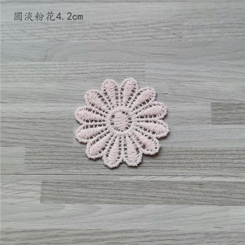 C38圆淡粉牛奶丝大花.jpg