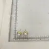 Pendientes Pequeños de Plata de Ley S925 con Perla de Agua Dulce para Mujer Versátiles Retro Diarios Elegantes Pendientes de Nicho para Mujer