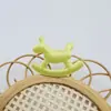 Accesorios de Tela para Joyería DIY Color Macarrón Caballo de Madera Pequeño Soporte de Barra Decoración para Funda de Teléfono Móvil Parche de Carrusel