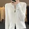 Moda Retro Quente de Venda no Início da Primavera Casaco Curto Fino para Mulheres com Zíper Duplo, Corte Slim, Lã Fina de Fio Duplo