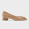 Novos Sapatos de Salto Único Estilo Francês Elegante para Primavera/Verão 2026 com Fivela Quadrada Rv, Salto Bloco Versátil, Bico Redondo, Couro Genuíno, Sapatos de Trabalho