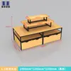 Expositor Promocional Papelería Isla para Madre y Bebé Apilador Gabinete de Exhibición de Cosméticos de Alta Calidad Mesa Flujo de Tres Niveles Estantería de Acero y Madera