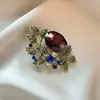 Broche Borboleta de Vidro de Luxo de Alto Padrão Transfronteiriço, Cristal Retro Incrustado com Diamantes, Elegante e Estiloso Broche para Blazer de Terno para Mulheres