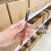 Pincel Sombra de Nariz Forma de Hocino Cola de Lobo Amarilla Pelo de Animal Pelo Suave Cabeza Inclinada Resaltado Contorneado Ajuste de Sombra en la Punta del Dedo Pincel Shanyan Cangzhou