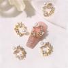 Explosiones de influencers corona navideña joyería para uñas perla circón diamante tridimensional anillo de lujo ligero decoración de uñas al por mayor