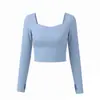 Conjunto de Yoga da Moda para Mulheres com Decote Quadrado, Temperamento, Manga Longa, Calça Falsa de Duas Peças, Sensação Nua, Roupa Esportiva para Pilates, Conjunto de Duas Peças Feminino Outono