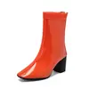 Novas 20234048 Botas de Cavaleiro Salto Alto Europeu e Americano Espesso Sapatos Femininos Zíper Traseiro Botas de Tamanho Grande Botas de Couro Femininas Curtas Algodão