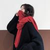 Bufanda de lana tejida de color sólido estilo coreano, color rojo cibernético, para mujer, otoño e invierno, gruesa y cálida, para estudiantes, chal de moda para hombre que combina con todo.