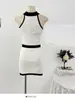 Vestido de Punto Francés de Alta Resistencia con Escote Halter de Pedrería Off-Shoulder para Mujer, Invierno 2026, Bloques de Color, Ajustado, Bodycon de Línea A