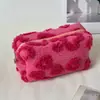 Bolsa de Cosméticos de Peluche y Linda, Bolsa de Almacenamiento de Maquillaje de Gran Capacidad, Neceser Portátil con Forma de Corazón, Bolsa de Cosméticos Pequeña, Conveniente para Viajar