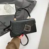 Bolsa Texturizada para o Dia a Dia 2025 Outono Nova Bolsa de Ombro Transversal Pequena Quadrada Tendência Popular Bolsa de Mão