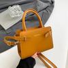 Bolsos de Mujer de Alta Gama Pedido Extranjero 2025 Primavera Trendy Retro Bolso de Mano Maillard Bandolera de Hombro Único Bolso Cuadrado Pequeño