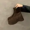 Botas Martin de sola grossa, efeito emagrecedor, novo modelo 2026, que aumenta a altura, para mulheres baixinhas, botas curtas, botas de tecido da moda para o outono