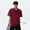 Camisa Negra de Manga Corta con Pliegues y Remaches, Estilo Sencillo, para Hombres y Mujeres, Diseño Retro Japonés de Verano, Camisa con Solapa Caída