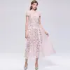 Vestido Rodado A-Line Slimming de Renda Vazada com Gola Redonda, Estilo Francês Doce e Elegante, com Cinto Grátis