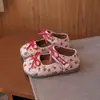 Zapatos de Princesa para Niñas 2025 Otoño Nueva Moda Versátiles Moño Elegantes Suela Suave Zapatos de Cuero para Bebé