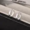 Aretes de Hielo Roto para Mujer, Diseño de Nicho, Sencillos, de Alta Gama, Exquisitos Aretes Circulares, Versátiles, Lujo Ligero, Aretes de Moda