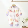 Macacão Acolchoado de Inverno para Recém-Nascidos Sem Costura Classe A Body Quente para Meninos e Meninas Roupas Justas para Engatinhar