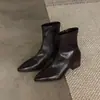 Botas elásticas estilosas e minimalistas estilo britânico de 5,5 cm, nova coleção outono/inverno 2026, bico fino, salto grosso, zíper lateral, botinhas para mulheres