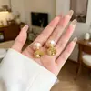 Brincos Populares Galvanizados para Mulheres, Moda de Luxo Leve, Elegantes de Alta Qualidade com Pérola em Forma de Gota, Brincos de Tarraxa Estilo Francês