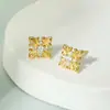 Conjunto de Colar e Brincos em Prata de Lei 925, Versátil Corrente para Suéter Estilo Francês Vintage, Brincos Simples Flor de Íris Estilo Maillard