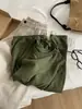 Camiseta de Rayas Finas Relajada y Versátil Estilo Japonés para Mujer, Temporada de Primavera, Cuello Redondo Favorecedor, Mangas Largas, Corte Holgado, Adelgazante, Adecuada para el Trabajo