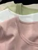 Camiseta de Manga Corta Ajustada con Cuello en U para Mujer, Estilo Veraniego con Diseño de Botones, Largo Corto para Figuras Petites, Top de Algodón Canalé Pure Desire
