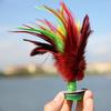 Volante hecho a mano volante de plumas de gallo de colores volante de flor grande resistente a las patadas fondo de tendón de res volante de competición al por mayor