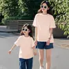 Camiseta de Algodão de Manga Curta, Gola Redonda Simples, Camiseta Casual e Versátil para Homens, Mulheres e Crianças, Tops para Vestir em Família, Roupas de Casal para Homens e Mulheres, Verão