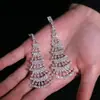 Pendientes de Plata Europeos y Americanos Transfronterizos con Borlas en Forma de Abanico Incrustadas de Diamantes, Pendientes de Nicho Exagerados de Lujo Ligero, Accesorios de Oreja de Personalidad Versátiles de Moda