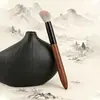 Brocha biselada para contorno estilo celebridad de internet personalizada, brocha para rubor, brocha para sombras faciales de pelo animal, brocha de maquillaje, venta al por mayor desde Cangzhou
