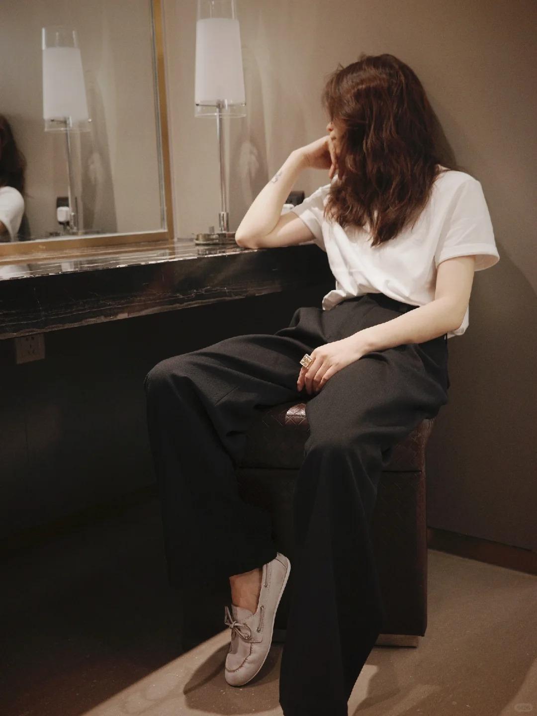Ootd｜这是一双好看的miu_3_constance_来自