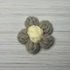 Flor de Pompones Hecha a Mano con Ganchillo Lana Flor de Ganchillo Hecha a Mano Sombrero Flor de Ganchillo Pasador Accesorios para el Cabello Broche para Ropa Accesorios de Flores Pequeñas Flor al por Mayor