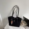 Bolso Retro para Mujer de Gran Capacidad 2025 Otoño Nuevo Estilo Bolso de Hombro Sencillo Moda Casual Bolso Tote para Viajar