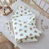 Manta de Swaddle Fofa Estilo Cartoon Coreano para Bebês Outono e Inverno para Recém-Nascidos, Manta Confortável de Tecido Amassado com Design Espesso de Pelúcia