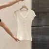 Camiseta de punto de manga corta ligeramente transparente con cuello semiabierto estilo coreano para mujer, top ajustado con cuello henley para verano 2026