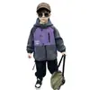 Chaqueta de terciopelo Ollie engrosada para niños Otoño e Invierno 2025 Nuevas sudaderas de forro polar polar para niños medianos y grandes